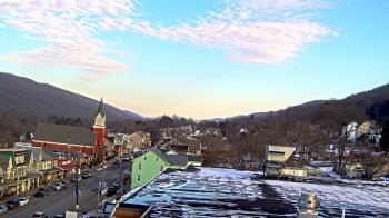 Weather camera view of Line Mountain ES Trevorton.