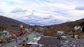 Weather camera view of Line Mountain ES Trevorton.