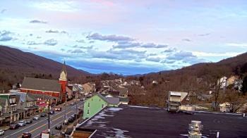 Weather camera view of Line Mountain ES Trevorton.