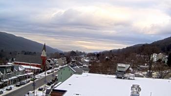 Weather camera view of Line Mountain ES Trevorton.