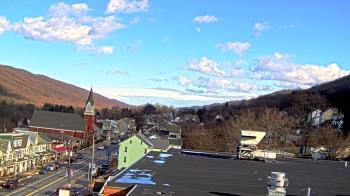 Weather camera view of Line Mountain ES Trevorton.