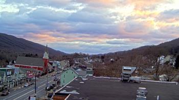 Weather camera view of Line Mountain ES Trevorton.