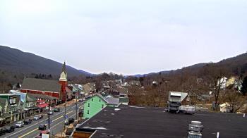 Weather camera view of Line Mountain ES Trevorton.