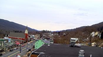 Weather camera view of Line Mountain ES Trevorton.