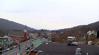 Weather camera view of Line Mountain ES Trevorton.