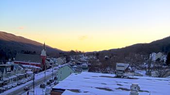 Weather camera view of Line Mountain ES Trevorton.