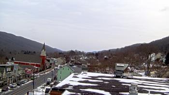 Weather camera view of Line Mountain ES Trevorton.