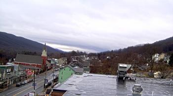 Weather camera view of Line Mountain ES Trevorton.