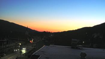 Weather camera view of Line Mountain ES Trevorton.