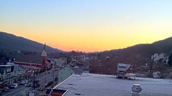 Weather camera view of Line Mountain ES Trevorton.