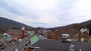 Weather camera view of Line Mountain ES Trevorton.