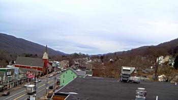 Weather camera view of Line Mountain ES Trevorton.