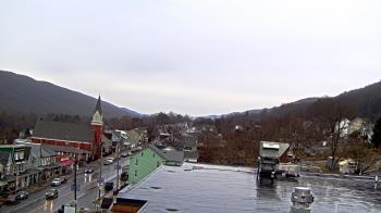 Weather camera view of Line Mountain ES Trevorton.