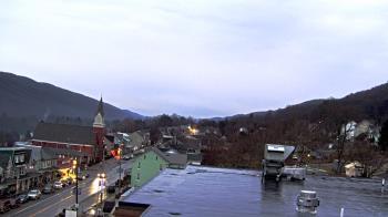 Weather camera view of Line Mountain ES Trevorton.