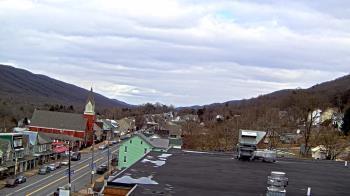 Weather camera view of Line Mountain ES Trevorton.