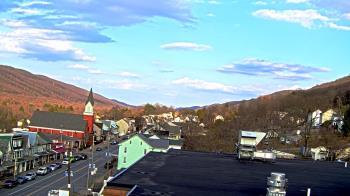 Weather camera view of Line Mountain ES Trevorton.