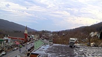 Weather camera view of Line Mountain ES Trevorton.