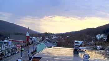 Weather camera view of Line Mountain ES Trevorton.