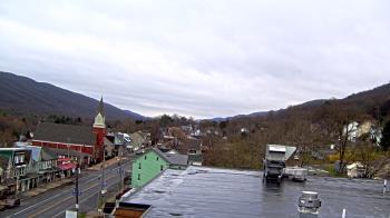 Weather camera view of Line Mountain ES Trevorton.