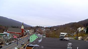 Weather camera view of Line Mountain ES Trevorton.