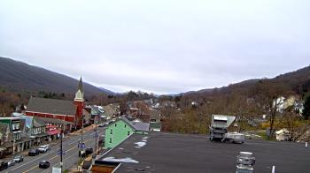 Weather camera view of Line Mountain ES Trevorton.