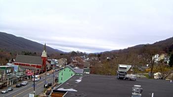 Weather camera view of Line Mountain ES Trevorton.