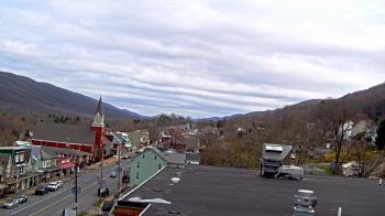 Weather camera view of Line Mountain ES Trevorton.