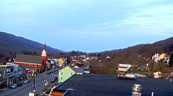 Weather camera view of Line Mountain ES Trevorton.