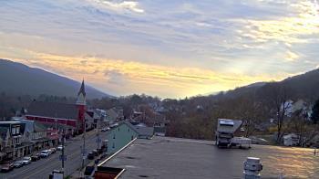 Weather camera view of Line Mountain ES Trevorton.