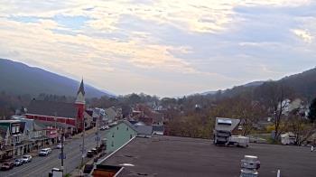 Weather camera view of Line Mountain ES Trevorton.