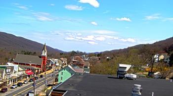 Weather camera view of Line Mountain ES Trevorton.