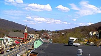 Weather camera view of Line Mountain ES Trevorton.