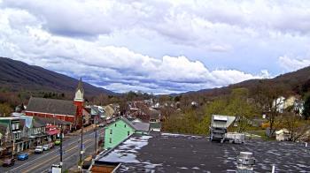 Weather camera view of Line Mountain ES Trevorton.