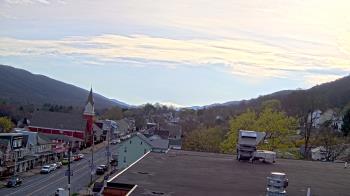 Weather camera view of Line Mountain ES Trevorton.