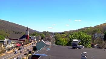 Weather camera view of Line Mountain ES Trevorton.