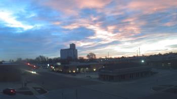 Weather camera view of Joyce ES.