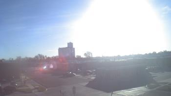 Weather camera view of Joyce ES.