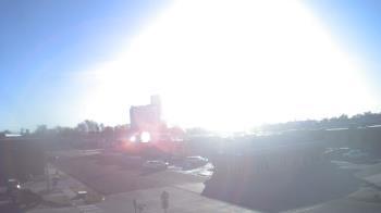 Weather camera view of Joyce ES.