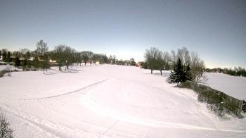 Weather camera view of Village Links of Glen Ellyn.