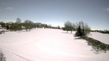 Weather camera view of Village Links of Glen Ellyn.