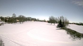 Weather camera view of Village Links of Glen Ellyn.