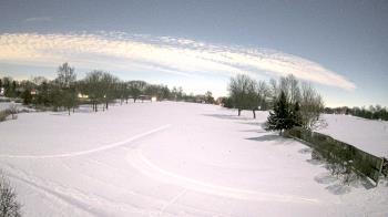 Weather camera view of Village Links of Glen Ellyn.