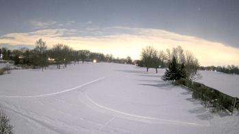Weather camera view of Village Links of Glen Ellyn.