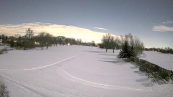 Weather camera view of Village Links of Glen Ellyn.