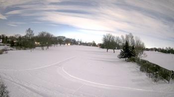 Weather camera view of Village Links of Glen Ellyn.