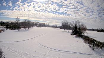 Weather camera view of Village Links of Glen Ellyn.