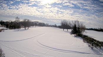 Weather camera view of Village Links of Glen Ellyn.