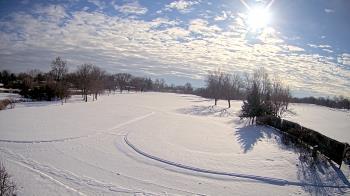Weather camera view of Village Links of Glen Ellyn.