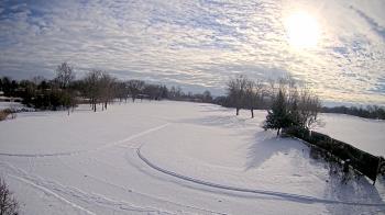 Weather camera view of Village Links of Glen Ellyn.
