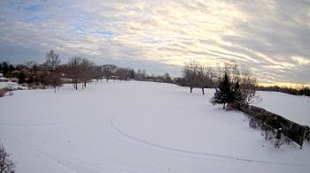 Weather camera view of Village Links of Glen Ellyn.